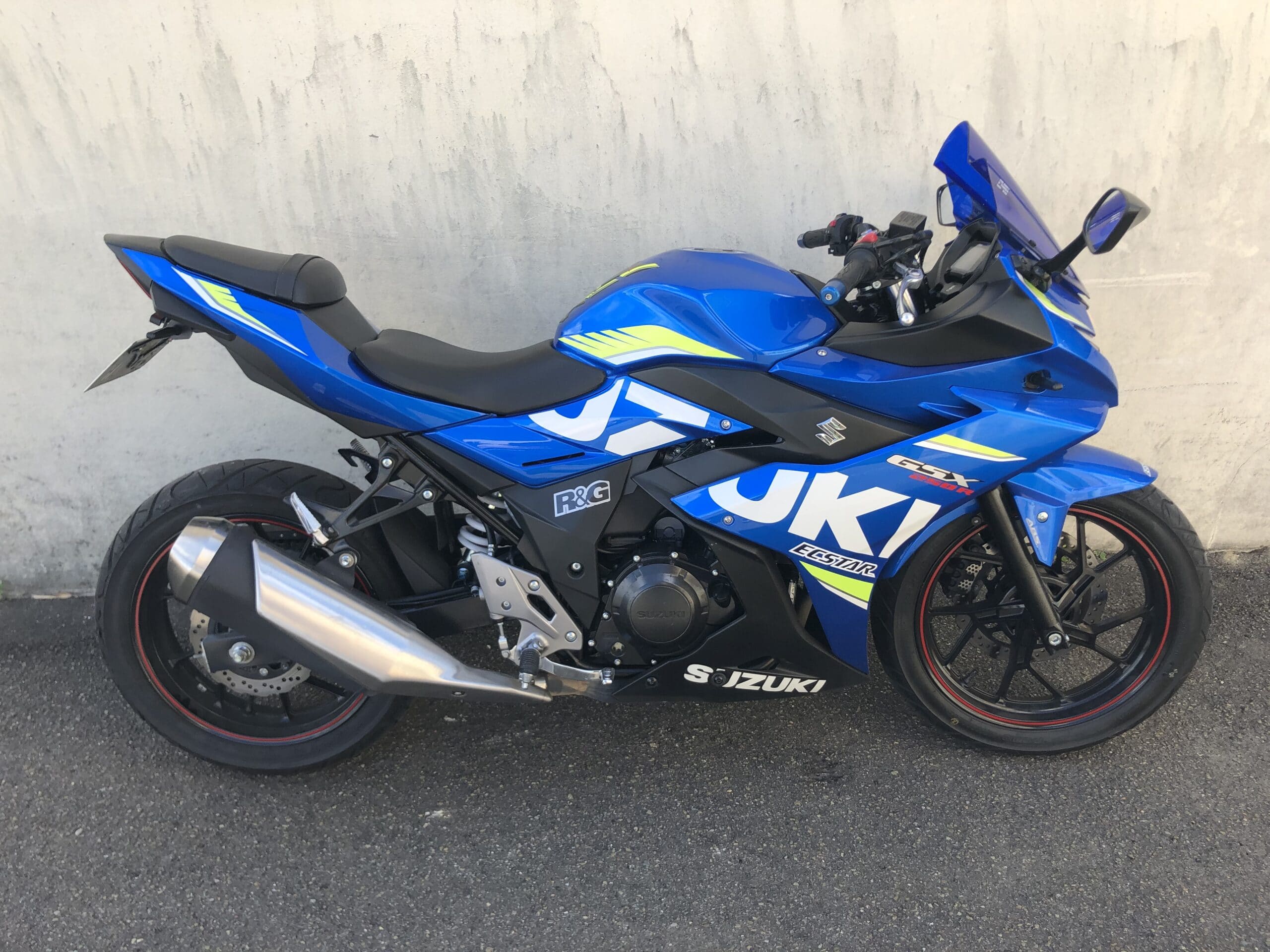 Suzuki gsx r 250