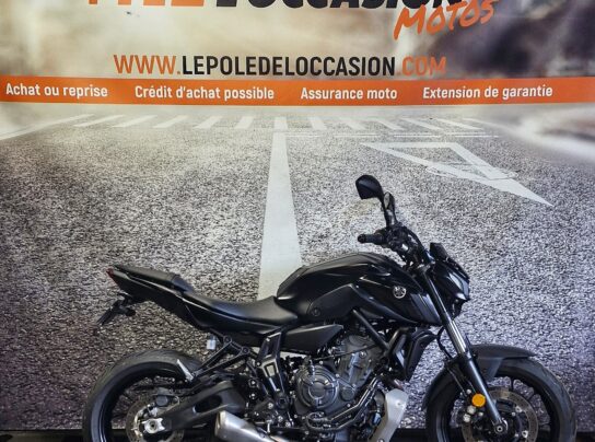 YAMAHA MT07