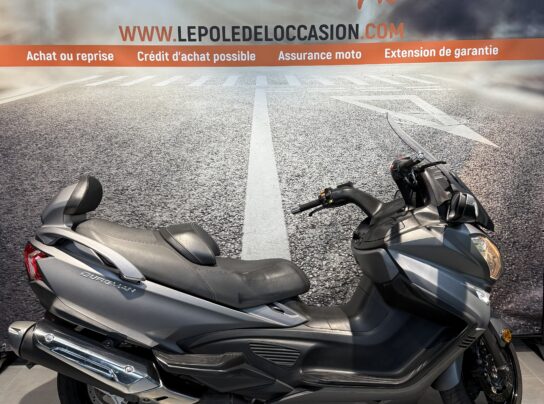 SUZUKI BURGMAN 650 EXECUTIVE