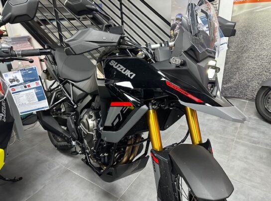 SUZUKI SUZUKI 800 DE