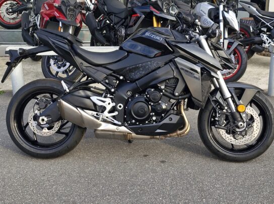 SUZUKI GSX-S 950
