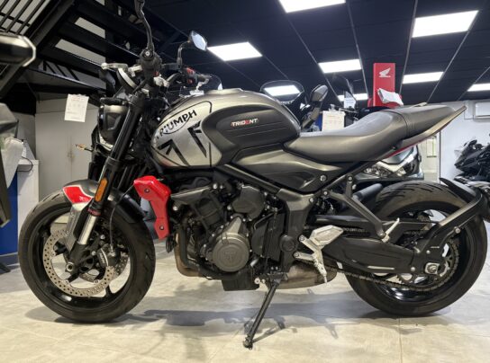 TRIUMPH TRIDENT 660 A2