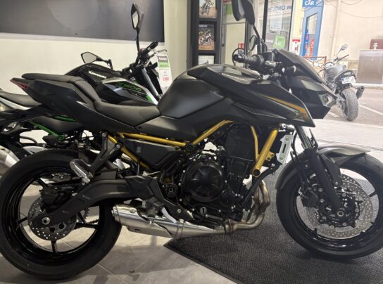 KAWASAKI Z 650 A2