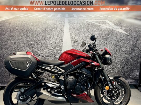 TRIUMPH STREET TRIPLE RS 
