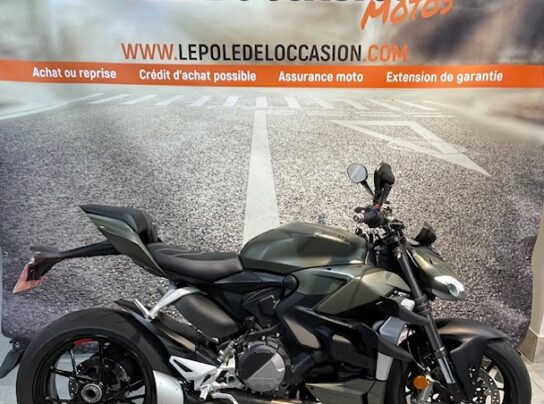 DUCATI STREETFIGHTER V2