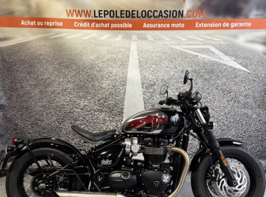 TRIUMPH BONNEVILLE BOBBER 