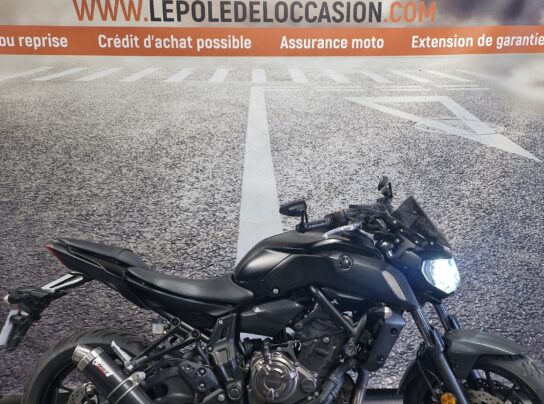 YAMAHA MT 07 