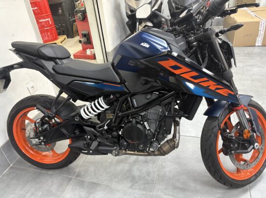 KTM DUKE 125