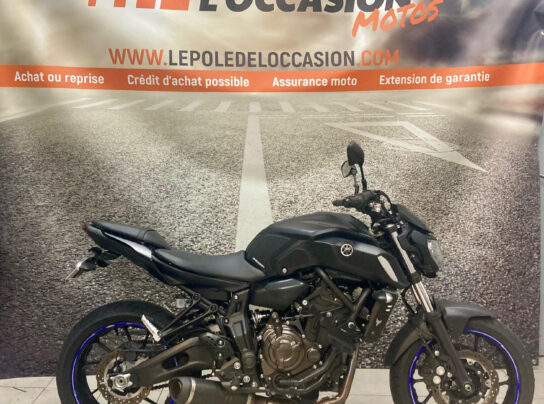 YAMAHA MT-07 A2