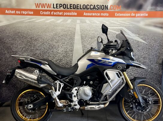 VOGE 900 DSX