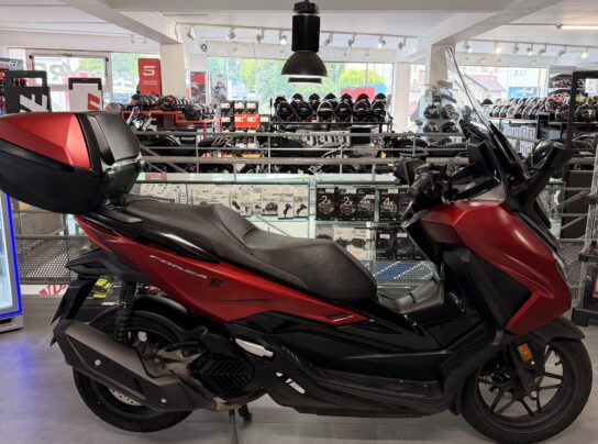 HONDA FORZA 125 TOP BOX