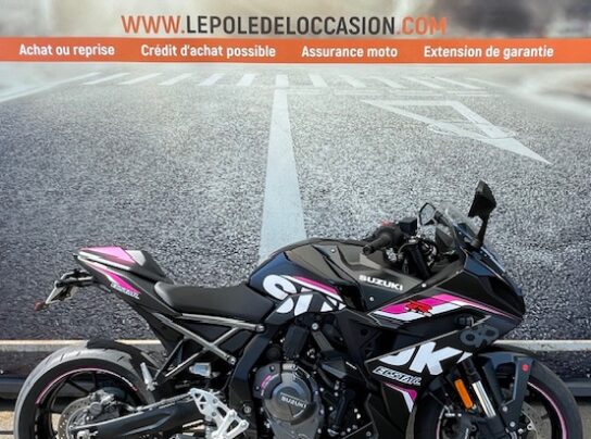 SUZUKI GSX-8R
