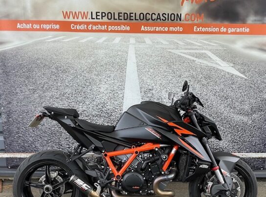 KTM 1390 SUPER DUKE R