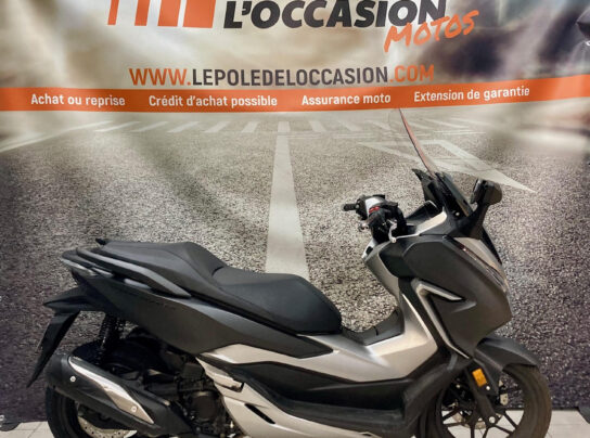 HONDA FORZA 300