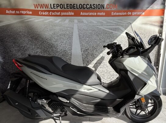 HONDA FORZA 125