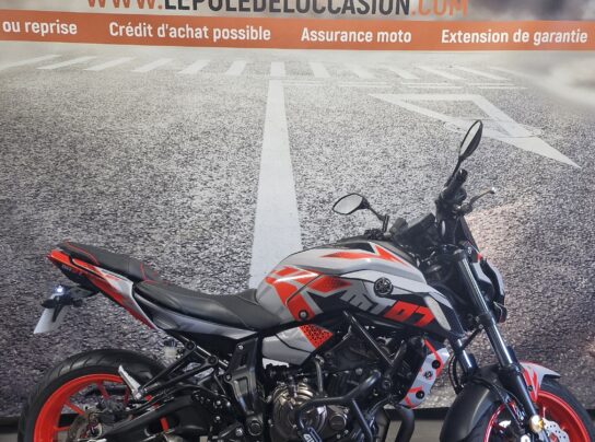 YAMAHA MT 07