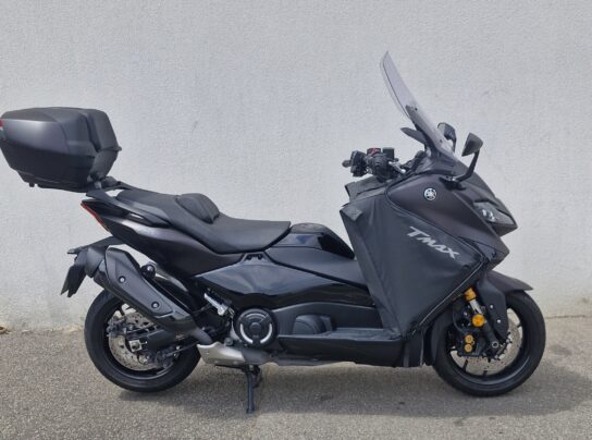 YAMAHA XP T-MAX 560 