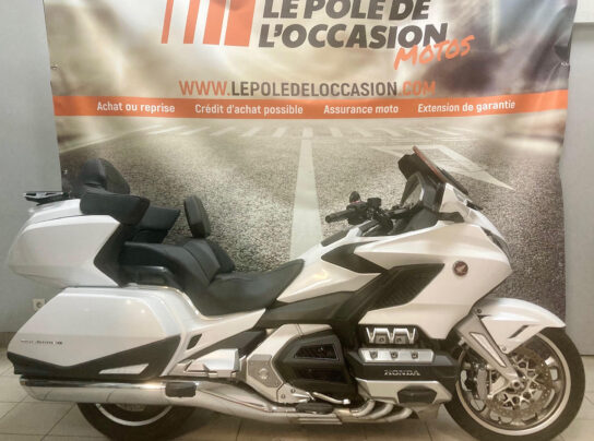 HONDA GOLDWING 1800 TOURING DCT