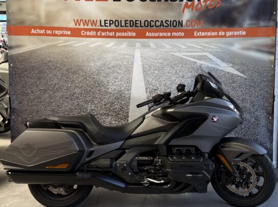 HONDA GOLDWING BAGGER 1800 