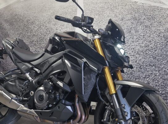 SUZUKI GSX-S 1000