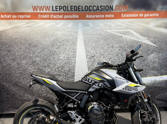 SUZUKI GSX-8S A2