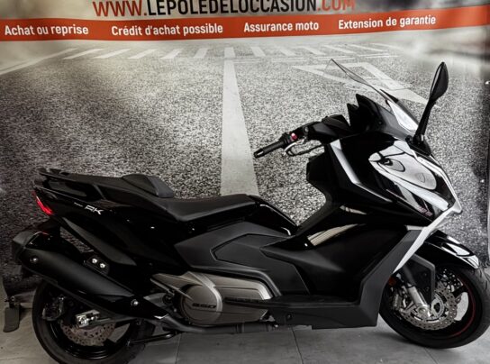 KYMCO AK 550