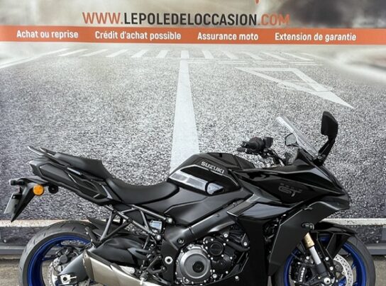 SUZUKI GSX-S1000 GT
