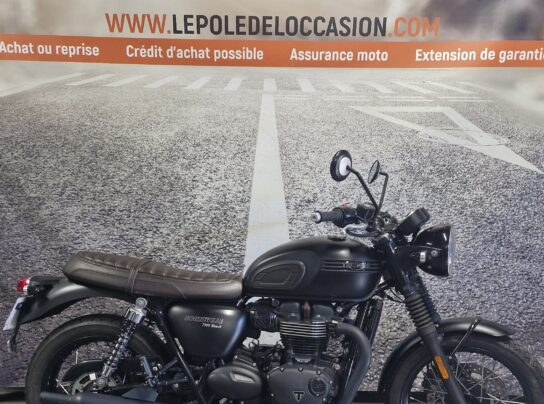 TRIUMPH BONNEVILLE T100