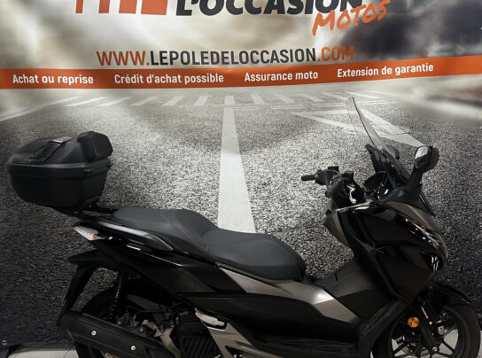 HONDA FORZA 125