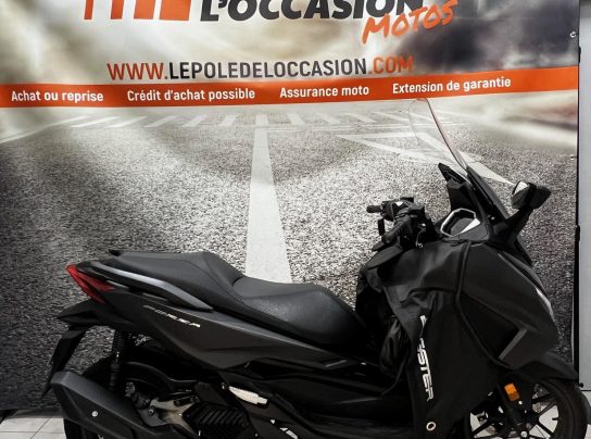 HONDA FORZA 125