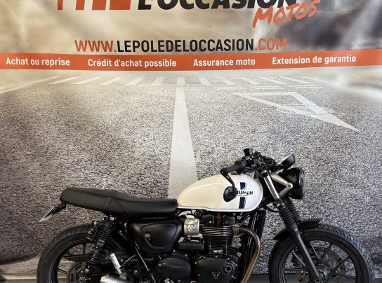 TRIUMPH STREET TWIN