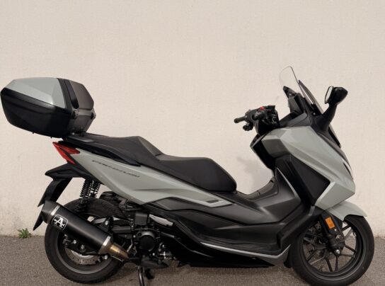 HONDA FORZA 350 TOP BOX