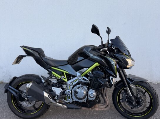 KAWASAKI Z900