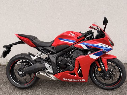 HONDA CBR650R